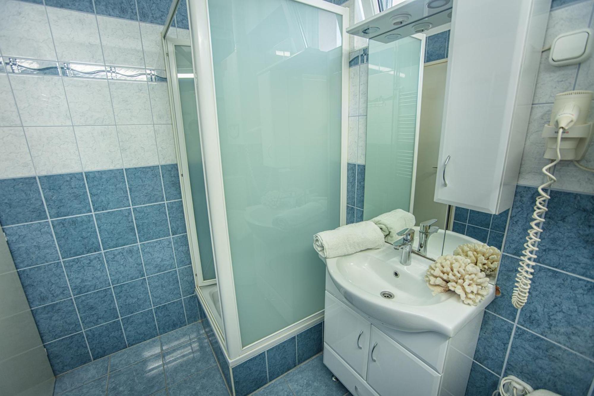 Delfin Apartman Sárvár Extérieur photo